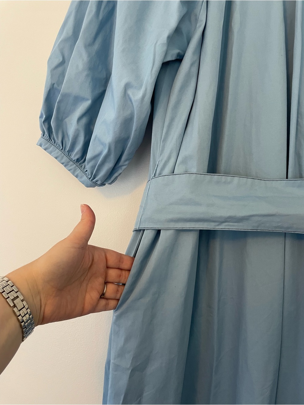 Tyler Boe Blue Genivive Belted Coastal Old Money Cotton Vacation Midi Dress - Picture 5 of 6